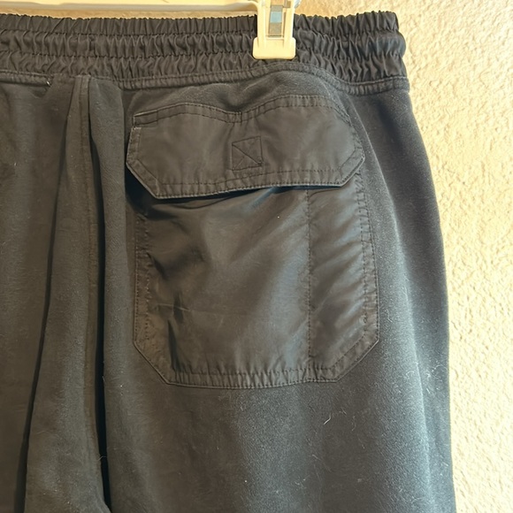 Champion - Picture 3 of 5